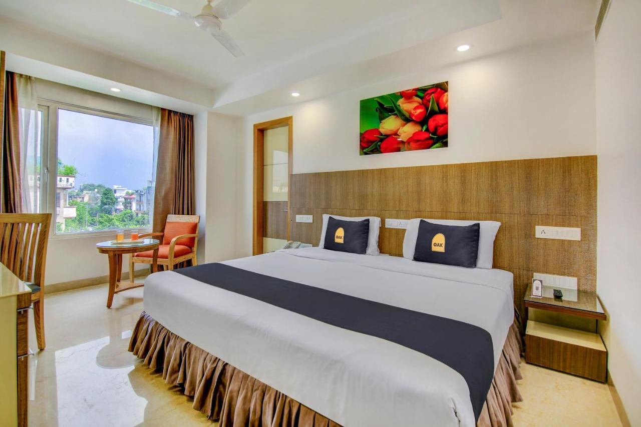 Hotel Townhouse Oak Safdarjung Nuova Delhi Esterno foto