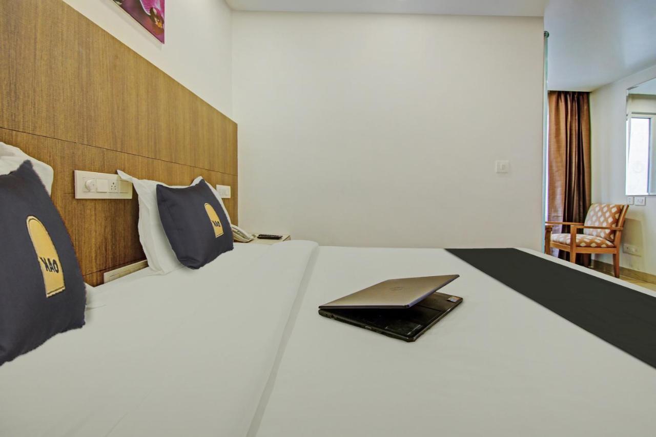 Hotel Townhouse Oak Safdarjung Nuova Delhi Esterno foto