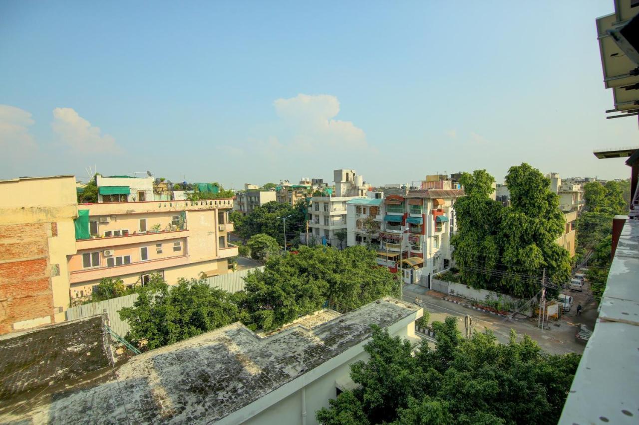 Hotel Townhouse Oak Safdarjung Nuova Delhi Esterno foto