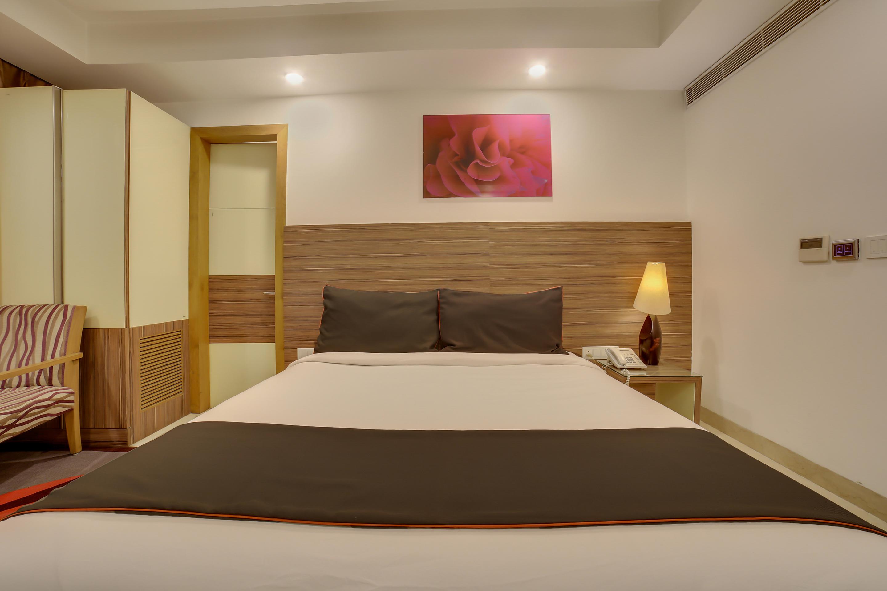 Hotel Townhouse Oak Safdarjung Nuova Delhi Esterno foto